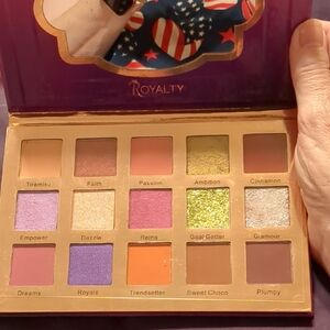 Royalty For Me Eyeshadow Palette - Vibrant Multi-Color Collection